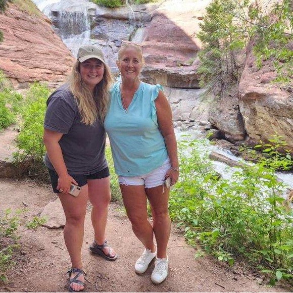 Meet your Posher, Holly - Picture 9 of 16